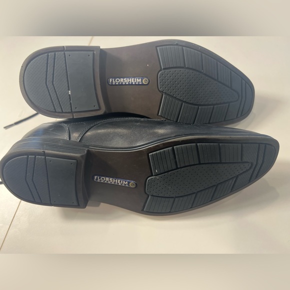 Florsheim Pinnacle Comfort Leather Apron Toe 10M Black Leather Oxfords - Picture 7 of 12